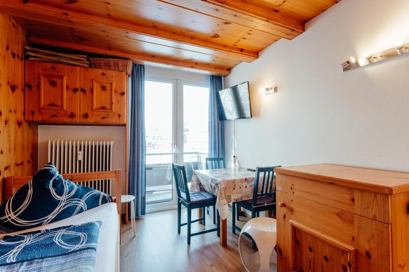 Alpenstadel Mit Hallenbad Und Sauna By Monicare Seefeld in Tirol Exterior photo